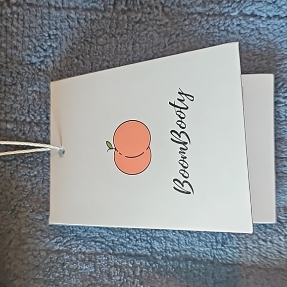 BoomBooty leggings - Picture 2 of 3